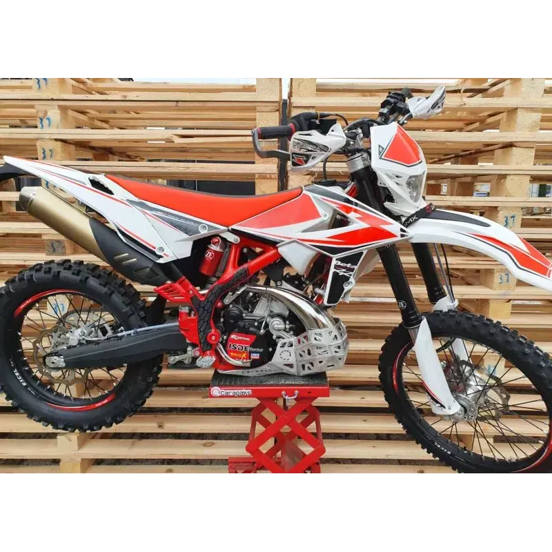 2T021.webp Kryt pod motor+gajdy Beta RR 200 2T 19 – Obrázok 1