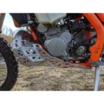 Kryt pod motor+gajdy KTM EXC/XC-W 250/300 17-19, XC 250/300 17-18 – Obrázok 4