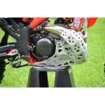 Kryt pod motor+gajdy Beta RR 250/300 2T 13-19 – Obrázok 5
