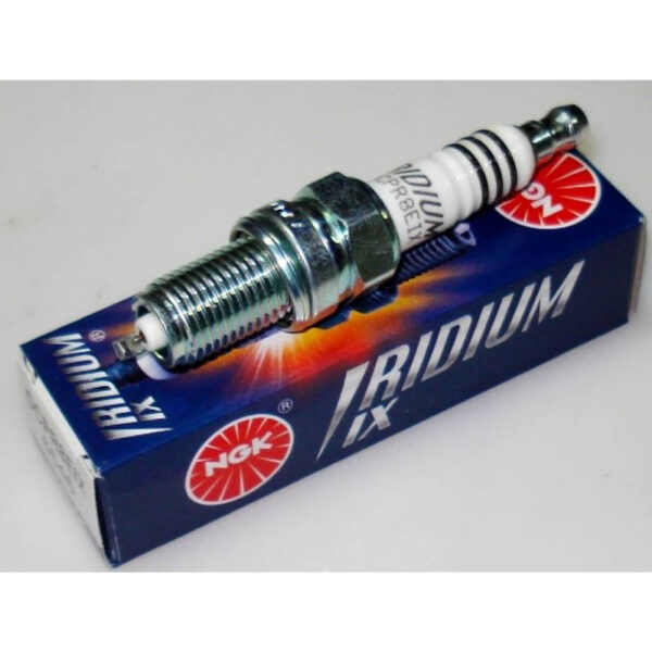 Sviečka NGK DCPR8EIX